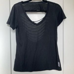 4/$30 Lorna Jane ripped Back Tshirt Sz M